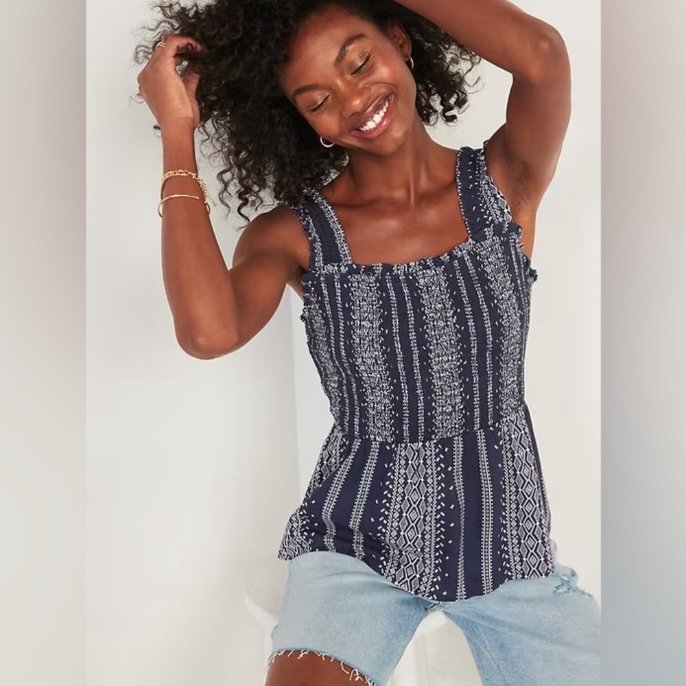 NWT Old Navy Sleeveless Smocked-Bodice Printed Top
